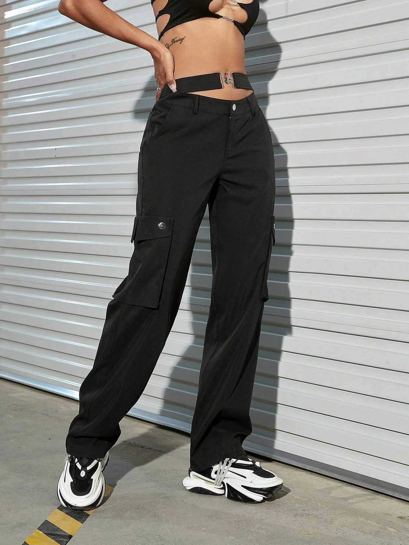 Asymmetrical Waistband Flap Pocket Side Cargo Pant