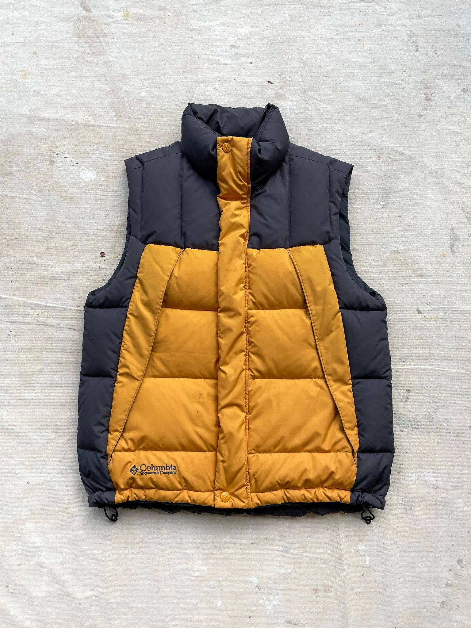 Columbia Puffy Vest—[M]