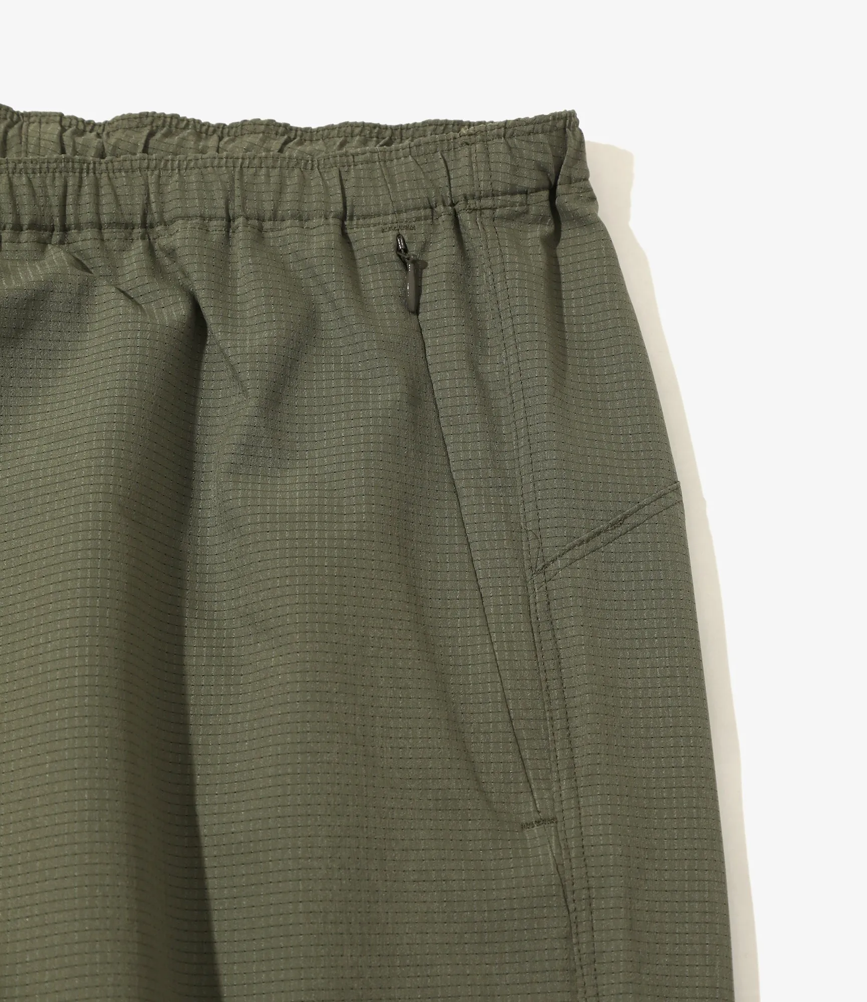 Warm Up Pant – Olive Cool Dots